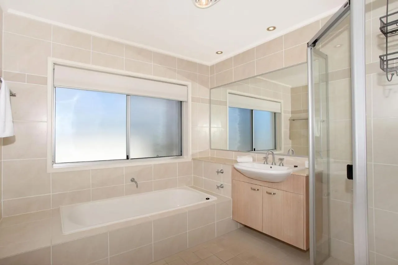 아파트 Stylish Beachside Holiday Penthouse 쿨룸비치